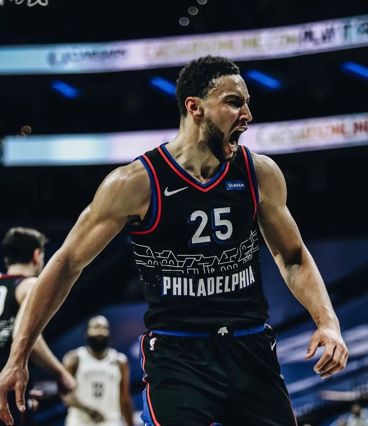 76人力克日本男篮，西蒙斯打破历史纪录