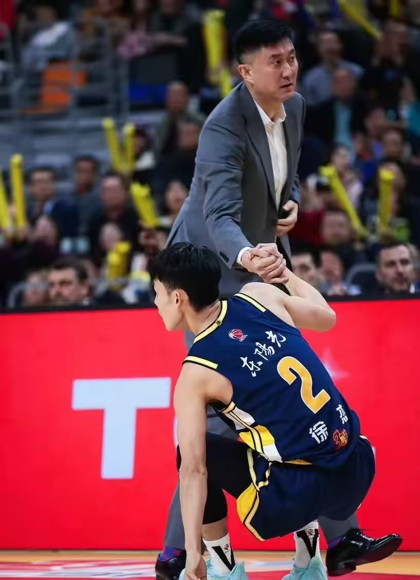 吉林队逆转北京队,锡安统治全场 吉林队逆转北京队,锡安统治全场