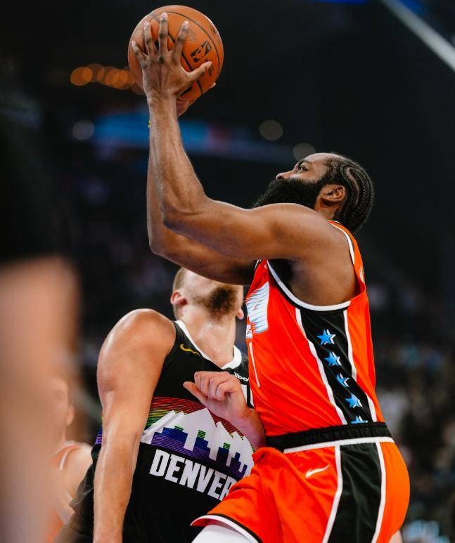 热火力克天津队,约基奇扛起全队 热火力克天津队,约基奇扛起全队