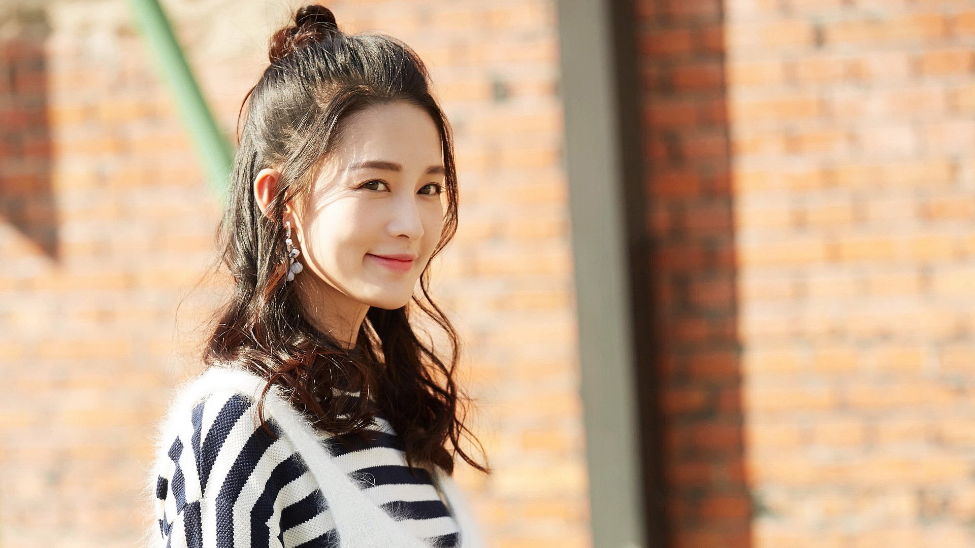 赛道风云录，红色风暴席卷银箭失速，诺里斯孤影改写百年史册