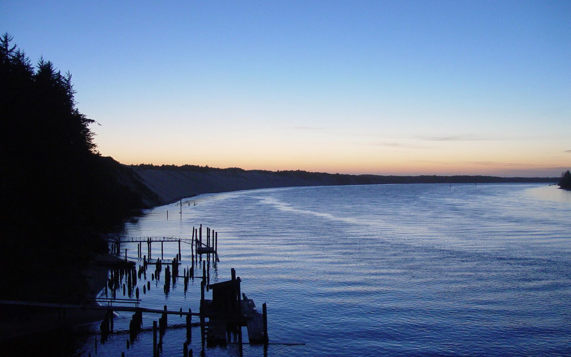 绿茵场的节奏博弈与珠江畔的智慧篮球，论焦点战中的节奏艺术