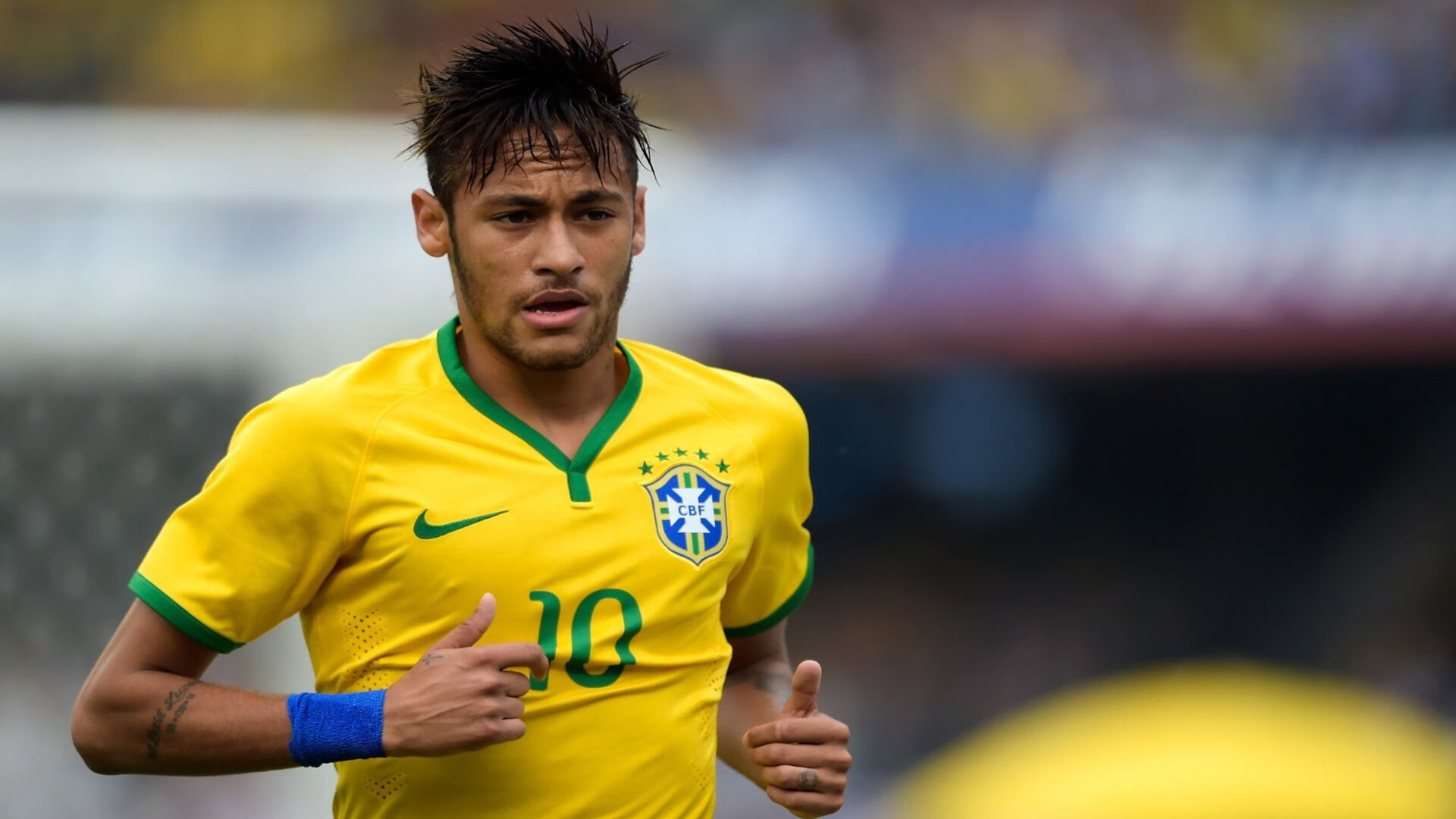 莱奥独造三球闪耀全场，洪都拉斯补时绝杀逆转伊朗