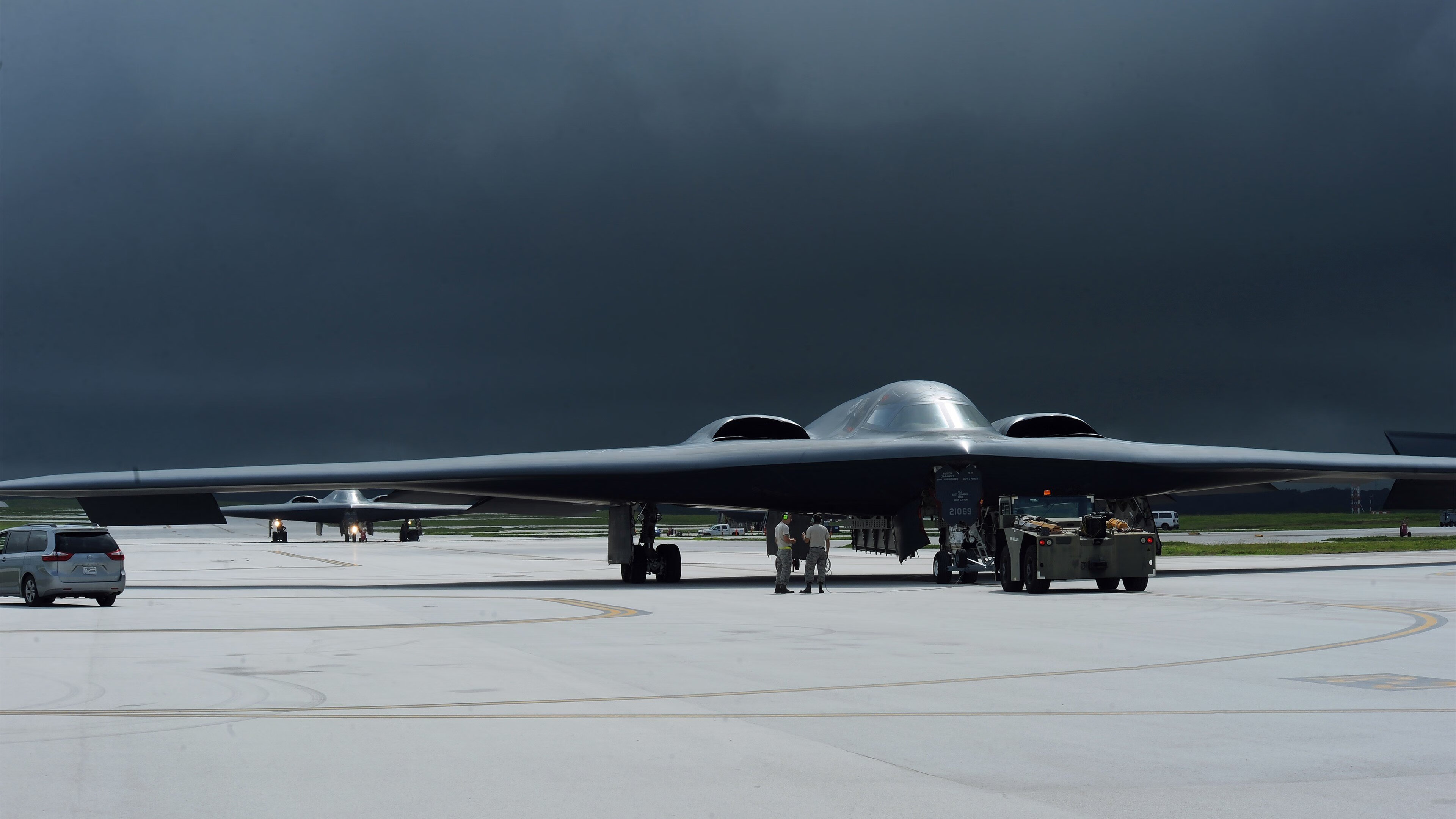 团队火力与孤胆英雄的对决，热火如何用现代篮球密码锁死鹈鹕