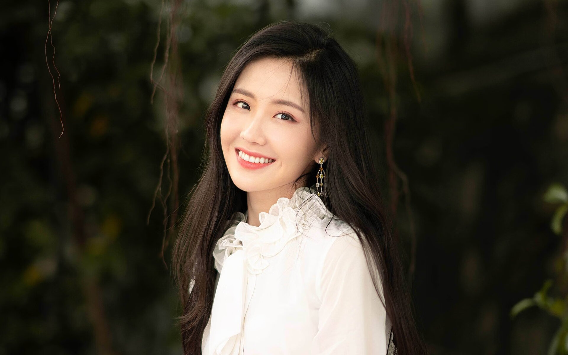 双星闪耀不同战场，体育精神的两面终极体现