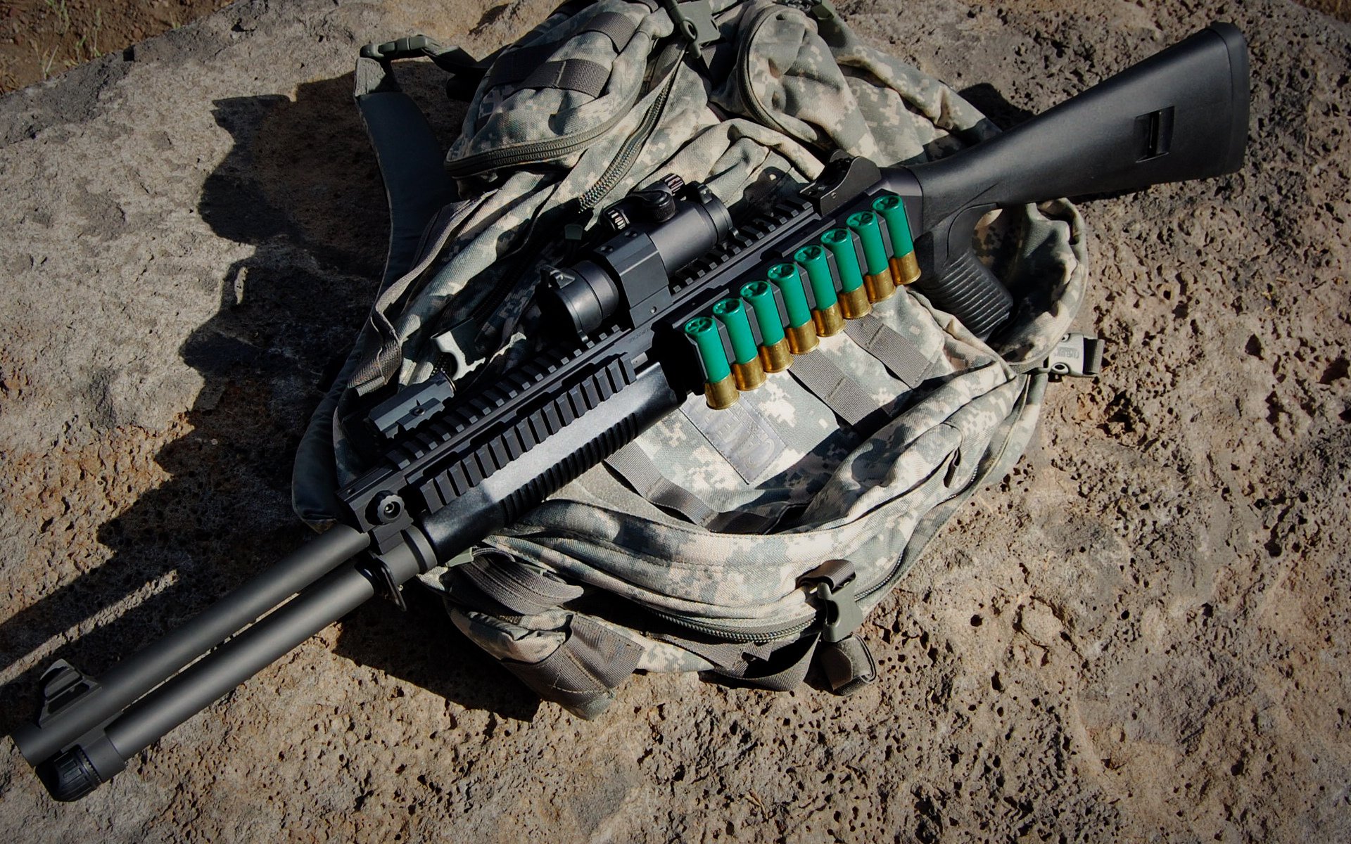 欧冠奇迹夜，那不勒斯铁壁封锁伊朗黑马，坎特关键先生一锤定音