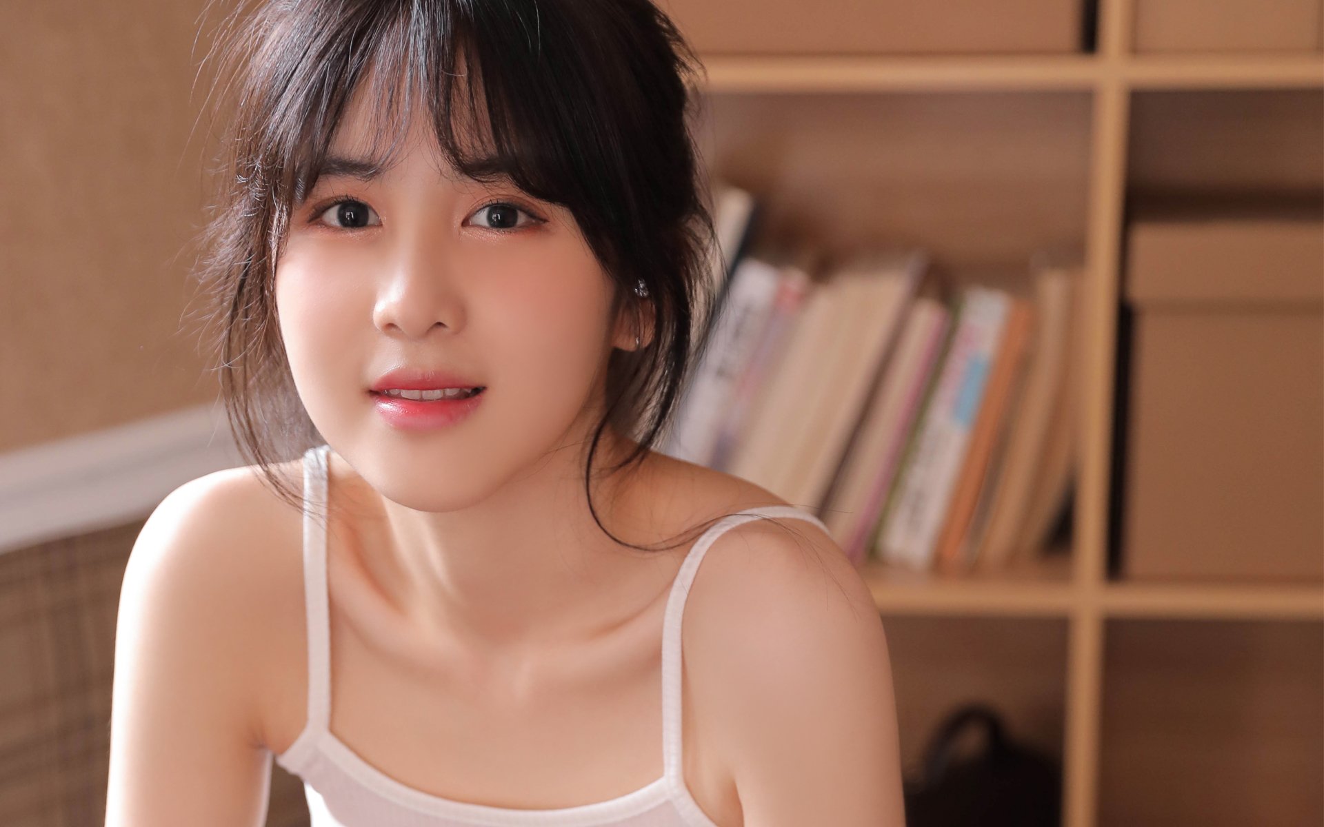 阴影中的王者，欧冠半决赛之夜，奥纳纳如何用双拳改写命运